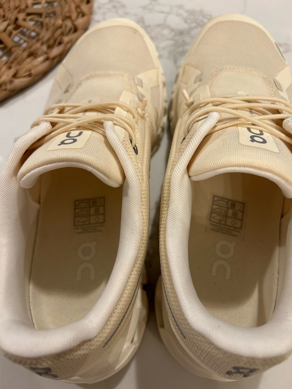 On Cloud 6 for women (size 8) worn once - Picture 4 of 9